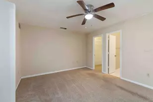 121 Oak Hill Dr, Sarasota, FL 34232 - Photo 25