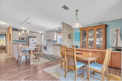 8416 Imperial Circle, Palmetto, FL 34221 - Photo 7