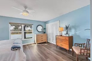 3861 Wilshire Cir W, Sarasota, FL 34238 - Photo 23