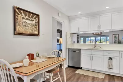 3861 Wilshire Circle W #115, Sarasota, FL 34238 - Photo 15