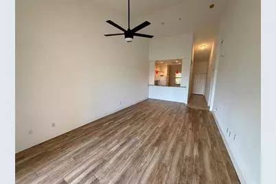 819 Fairwaycove Lane #203, Bradenton, FL 34212 - Photo 7