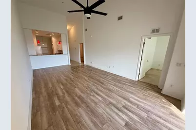 819 Fairwaycove Lane #203, Bradenton, FL 34212 - Photo 5