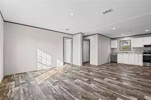 8426 Sweden Blvd, Punta Gorda, FL 33982 - Photo 5