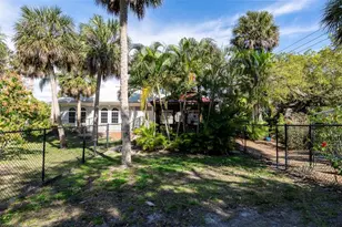 Fiesta Dr, Sarasota, FL 34231 - Photo 7