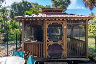 Fiesta Dr, Sarasota, FL 34231 - Photo 5