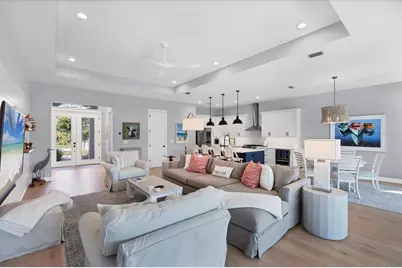 8020 Clearwater Court, Sarasota, FL 34241 - Photo 7