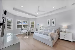 8020 Clearwater Ct, Sarasota, FL 34241 - Photo 13