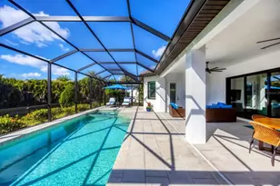 8020 Clearwater Ct, Sarasota, FL 34241 - Photo 27