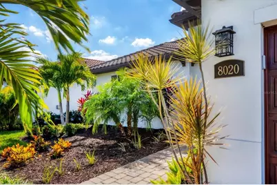 8020 Clearwater Court, Sarasota, FL 34241 - Photo 3