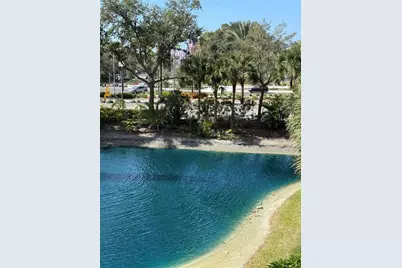 800 N Tamiami Trail #211, Sarasota, FL 34236 - Photo 11