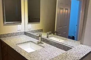 800 N Tamiami Trail, Sarasota, FL 34236 - Photo 21