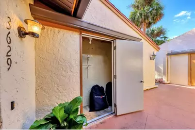 3629 Longmeadow #38, Sarasota, FL 34235 - Photo 3