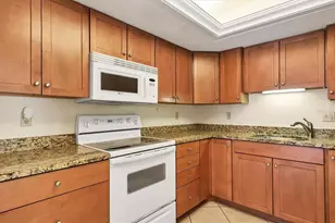 3629 Longmeadow, Sarasota, FL 34235 - Photo 11