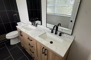 3135 Alta Vista St, Sarasota, FL 34237 - Photo 19