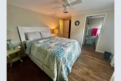 5742 Camelot Drive N, Sarasota, FL 34233 - Photo 5