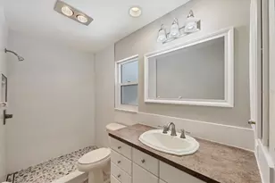 491 S Venice Blvd, Venice, FL 34293 - Photo 13