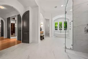 3000 Southwest Dr, Sarasota, FL 34239 - Photo 49
