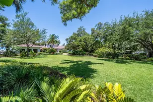 3000 Southwest Dr, Sarasota, FL 34239 - Photo 11