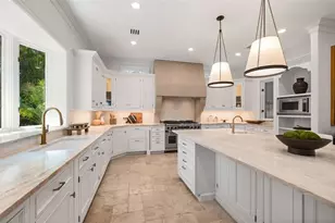 3000 Southwest Dr, Sarasota, FL 34239 - Photo 15