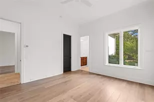 3000 Southwest Dr, Sarasota, FL 34239 - Photo 39