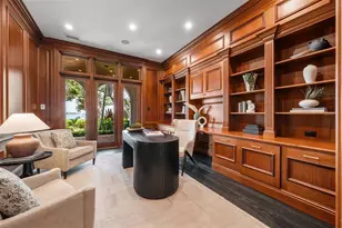 3000 Southwest Dr, Sarasota, FL 34239 - Photo 27