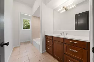 3000 Southwest Dr, Sarasota, FL 34239 - Photo 51