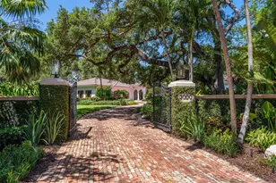 3000 Southwest Dr, Sarasota, FL 34239 - Photo 3