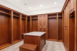 3000 Southwest Dr, Sarasota, FL 34239 - Photo 35