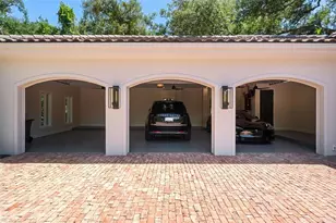 3000 Southwest Dr, Sarasota, FL 34239 - Photo 75