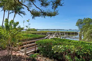 3000 Southwest Dr, Sarasota, FL 34239 - Photo 63