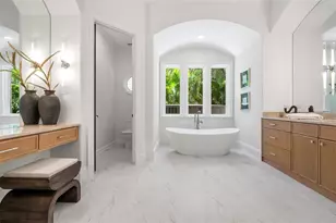 3000 Southwest Dr, Sarasota, FL 34239 - Photo 41