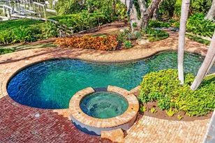 3000 Southwest Dr, Sarasota, FL 34239 - Photo 51