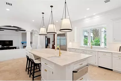 3000 Southwest Drive, Sarasota, FL 34239 - Photo 21