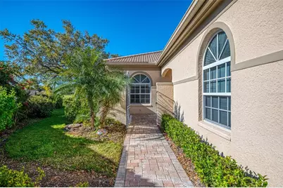 3320 Hadfield Greene #39, Sarasota, FL 34235 - Photo 9