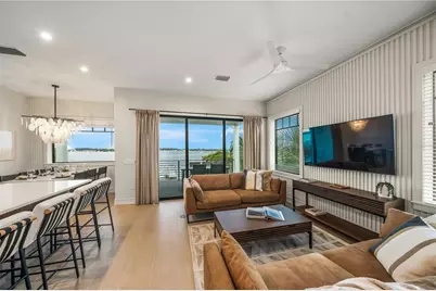 116 8th Street S, Bradenton Beach, FL 34217 - Photo 13