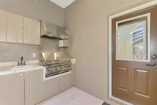 2518 Dick Wilson Dr, Sarasota, FL 34240 - Photo 37