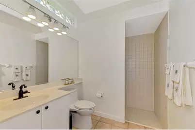 2518 Dick Wilson Drive, Sarasota, FL 34240 - Photo 41