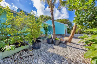 3804 Bayside Circle, Bradenton, FL 34210 - Photo 51