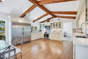 3804 Bayside Cir, Bradenton, FL 34210 - Photo 7