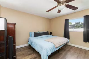 3211 Wilkinson Rd, Sarasota, FL 34231 - Photo 29