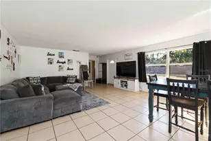 3211 Wilkinson Rd, Sarasota, FL 34231 - Photo 9