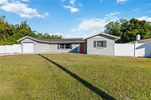 3211 Wilkinson Rd, Sarasota, FL 34231 - Photo 3