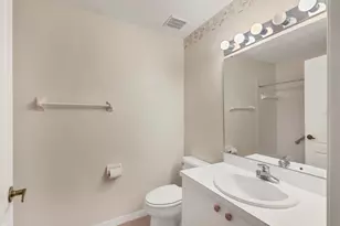 9620 Club S Cir, Sarasota, FL 34238 - Photo 25