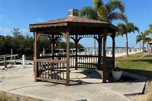 10315 Cortez Road W, Bradenton, FL 34210 - Photo 37