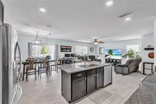 5132 Willow Breeze Wy, Palmetto, FL 34221 - Photo 13