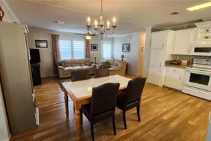 3324 Spanish Oak Terrace, Sarasota, FL 34237 - Photo 11