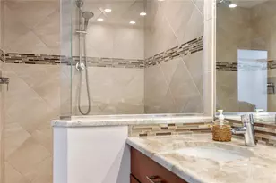 1800 Benjamin Franklin Dr, Sarasota, FL 34236 - Photo 45