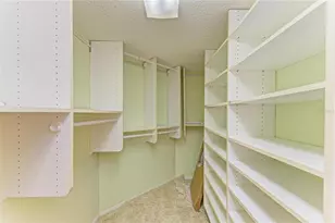 5700 Escondida Blvd S, Saint Petersburg, FL 33715 - Photo 23