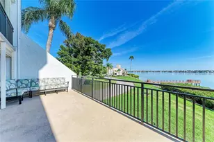 5700 Escondida Blvd S, Saint Petersburg, FL 33715 - Photo 13