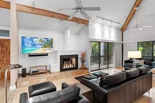 2613 Temple St, Sarasota, FL 34239 - Photo 11